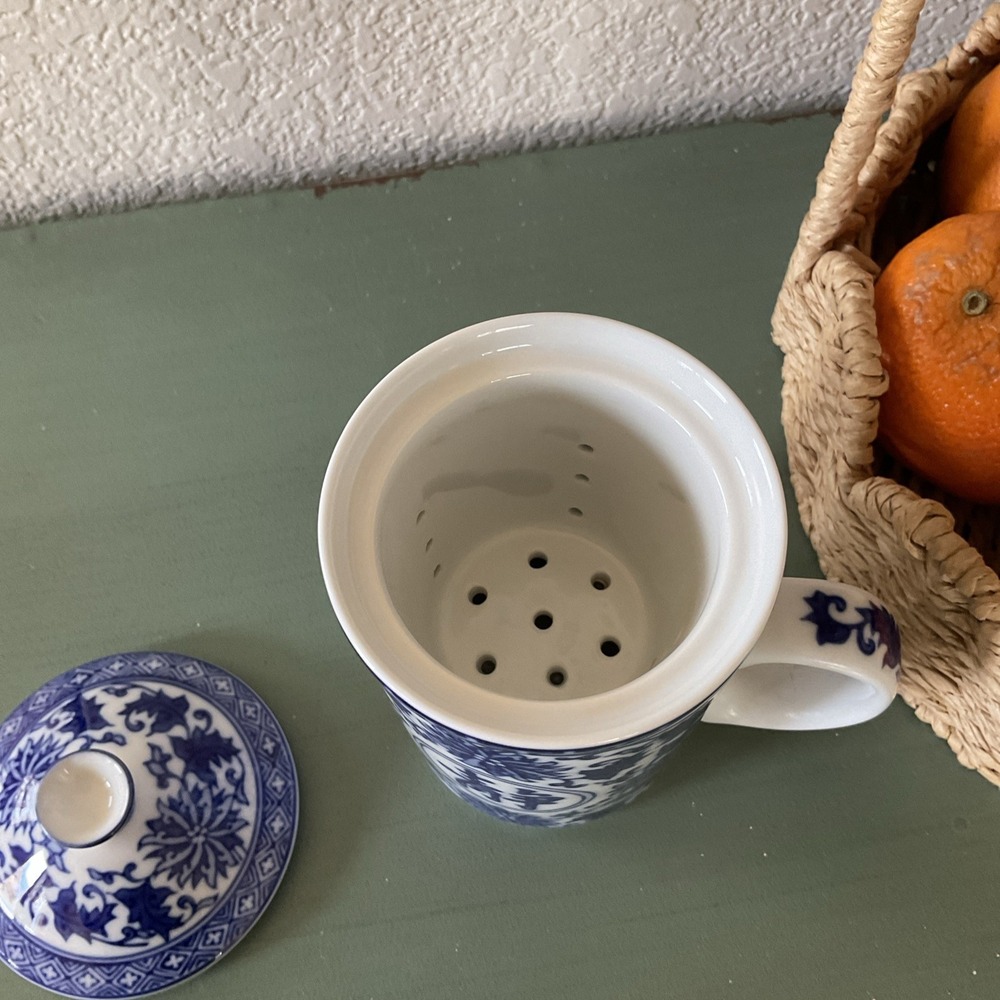 Pier 1 Chinoiserie Infuser Lid Blue White Hand Painted Porcelain Cup Mug - Picture 5 of 7